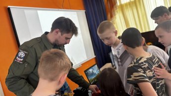   Воспитанники погрузились в мир беспилотной авиации. 