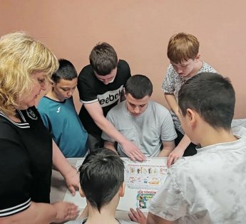 В рамках Единого дня безопасности были проведены: информационный час на тему «Безопасность нам нужна — безопасность нам важна!», познавательный час «Безопасность в четырёх стенах» и викторина «Безопасная среда обитания».